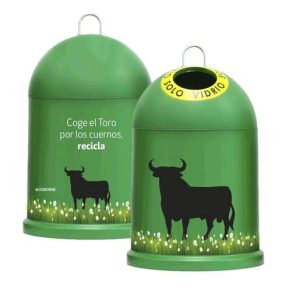 Mini Iglú Toro entre margaritas